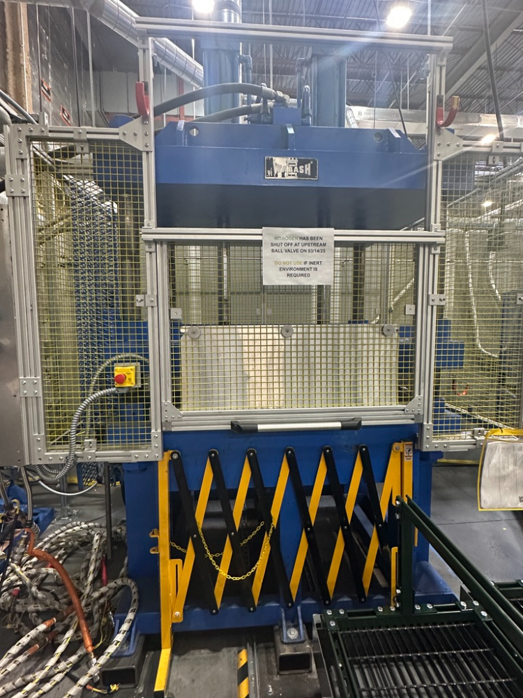 Image of 100 Ton Wabash 4-Post Press